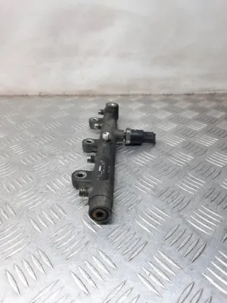 0445214019 Топливная рампа Peugeot 406 2.0л RHZ Арт 33736, вид 2