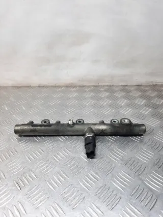 0445214019 Топливная рампа Peugeot 406 2.0л RHZ Арт 33736, вид 3