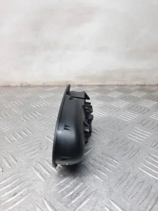 692060D90 Ручка внутренняя задняя левая Toyota Yaris 2 Арт 33889, вид 4
