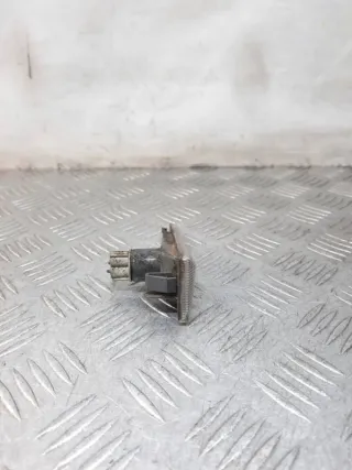 8200027151 Повторитель передний левый Renault Scenic 2 Арт 34997, вид 2