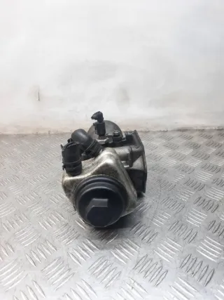 045115389G Корпус масляного фильтра Volkswagen Golf 5 Арт 35777, вид 2