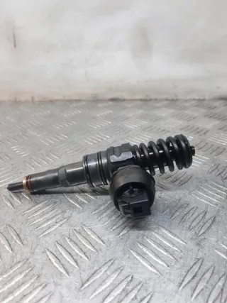 0414720215 Форсунка Volkswagen Golf 5 Арт 35782, вид 1