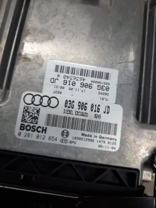 03G906016JD Блок управления двигателем Audi A4 B7 Арт 38941, вид 4