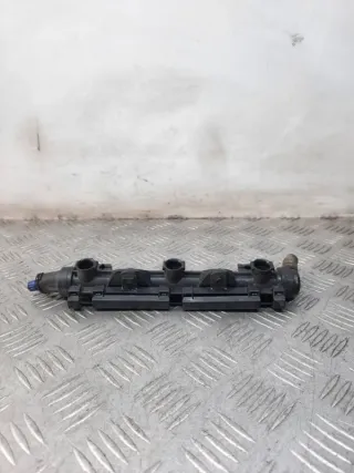 03E133320A Топливная рампа Skoda Fabia 1 Арт 39307, вид 5