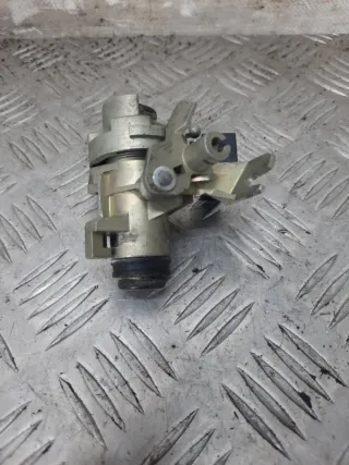 Личинка замка багажника Audi A4 B6 Арт 40116, вид 1