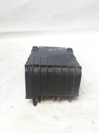 1k0937132f Блок предохранителей Volkswagen Passat B6 Арт 42813, вид 4