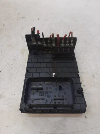 1k0937132f Блок предохранителей Volkswagen Passat B6 Арт 42813, вид 7