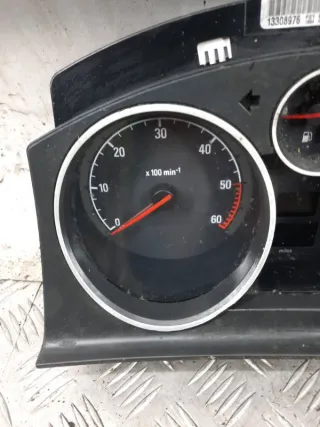 13308976 Щиток приборов (приборная панель) Opel Zafira B Арт 43313, вид 2