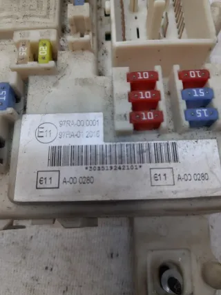 7m5t14a073cb Блок предохранителей Ford Focus 2 Арт 43328, вид 6