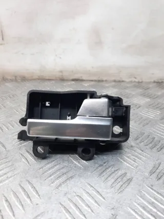 3M51R22600AA Ручка внутренняя передняя правая Ford Focus 3 Арт 43723, вид 1