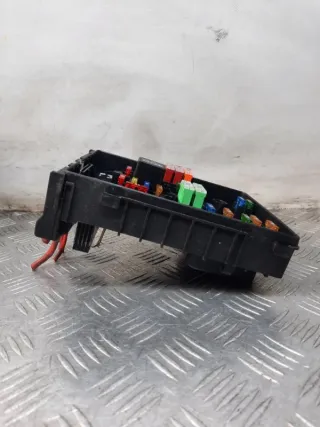 1K0937125A Блок предохранителей Volkswagen Golf 5 Арт 44829, вид 3