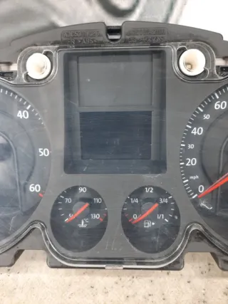 3C0920960N Щиток приборов (приборная панель) Volkswagen Passat B6 Арт 44972, вид 3