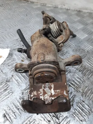  Суппорт задний левый Hyundai Coupe GK restailing Арт 46486, вид 3