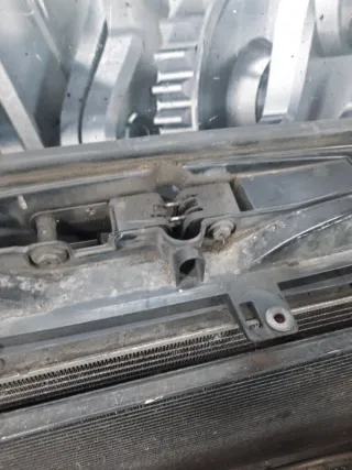  Передняя панель крепления облицовки (телевизор) Audi A4 B7 Арт 46977, вид 5