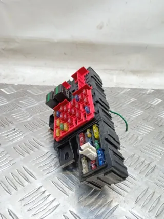  Блок предохранителей Rover 25 Арт 47129, вид 2