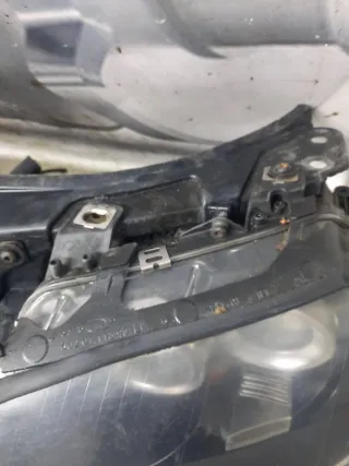  Передняя панель крепления облицовки (телевизор) Audi A4 B7 Арт 48198, вид 16