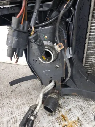  Передняя панель крепления облицовки (телевизор) Audi A4 B7 Арт 48198, вид 22