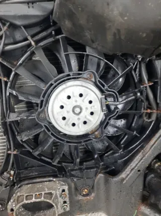  Передняя панель крепления облицовки (телевизор) Audi A4 B7 Арт 48198, вид 25
