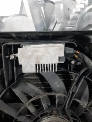  Передняя панель крепления облицовки (телевизор) Audi A6 C6 (S6,RS6) Арт 48268, вид 19