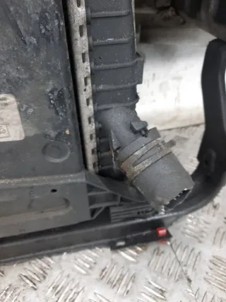  Передняя панель крепления облицовки (телевизор) Ford C-max 1 Арт 49102, вид 21