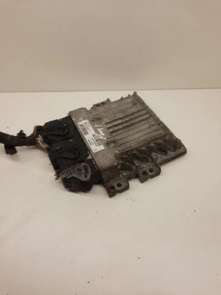 8237100345R Блок управления двигателем Renault Scenic 3 Арт 49646, вид 1