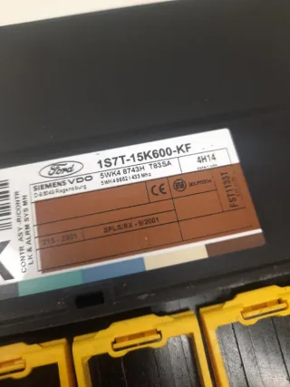 1S7T15K600KF Блок комфорта Ford Focus 1 Арт 49727, вид 4