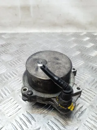 55205446 Насос вакуумный Opel Zafira B Арт 49922, вид 2