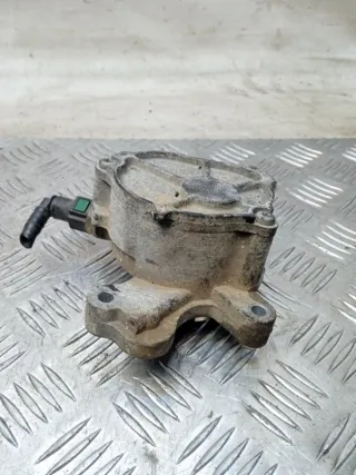 D1651B Насос вакуумный Volvo S40 2 2.0л D4204T2 Арт 50393, вид 1