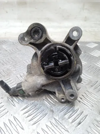 D1651B Насос вакуумный Volvo S40 2 2.0л D4204T2 Арт 50393, вид 5
