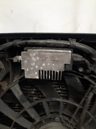  Передняя панель крепления облицовки (телевизор) Audi A4 B7 Арт 51053, вид 15
