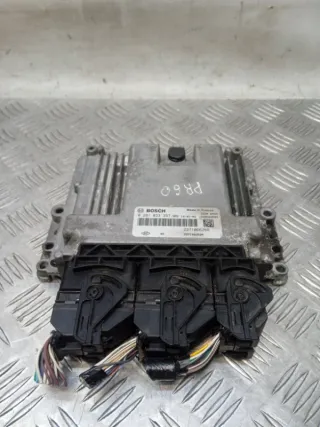 0281033357 Блок управления двигателем Renault Trafic 3 Арт 51556, вид 1