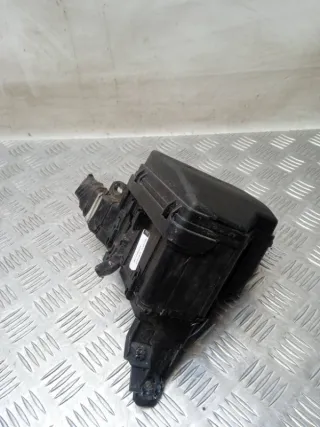  Блок предохранителей Toyota Yaris 3 Арт 51963, вид 2