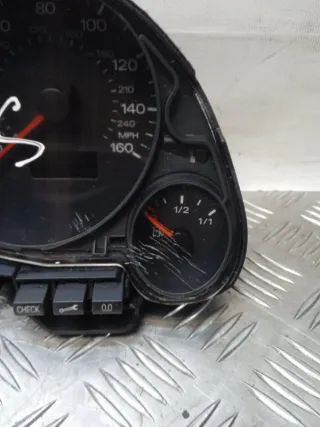 1036902643 Щиток приборов (приборная панель) Audi A4 B7 Арт 53194, вид 2
