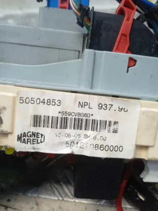 50504853 Блок предохранителей Alfa Romeo 75 Арт 53712, вид 7