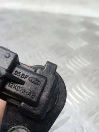 95BF12K073AB Датчик распредвала Ford Focus 1 Арт 54163, вид 6