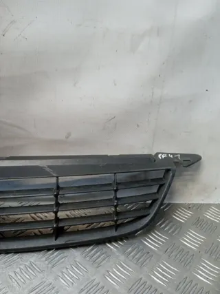 8M518200 Решетка радиатора Ford Focus 2 restailing Арт 56406, вид 3