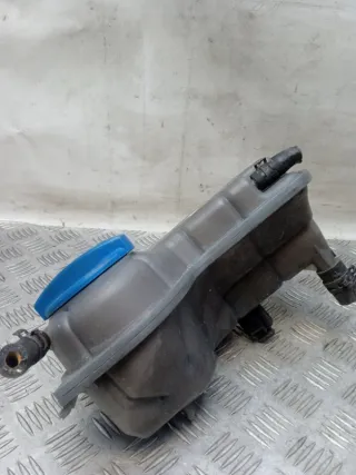 8E0121403 Бачок расширительный Audi A4 B6 Арт 58531, вид 3