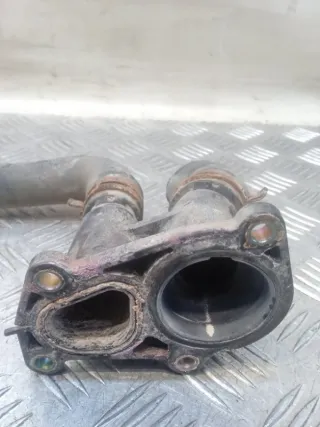 98MM9K478 Фланец (тройник) системы охлаждения Ford Focus 1 Арт 59495, вид 5