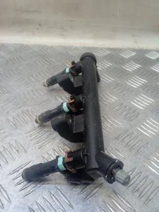 03D133329B Топливная рампа Volkswagen Polo 3 Арт 59501, вид 2
