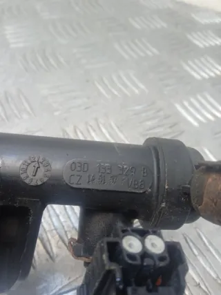 03D133329B Топливная рампа Volkswagen Polo 3 Арт 59501, вид 5