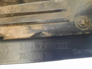 51717059377 Защита арок передняя левая (подкрылок) BMW 3 E90/E91/E92/E93 Арт 60792, вид 2