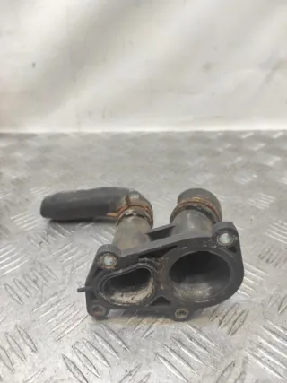 98MM9K478 Фланец (тройник) системы охлаждения Ford Focus 1 Арт 61490, вид 6