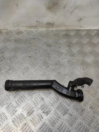 03D121065B Трубка охлаждающей жидкости пластиковая Seat Ibiza 3 Арт 62548, вид 1
