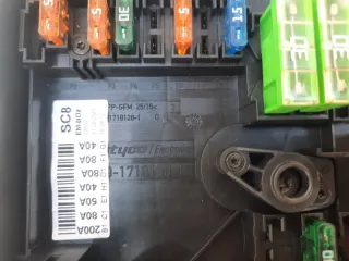 1K0937132F Блок предохранителей Volkswagen Eos Арт 64489, вид 7