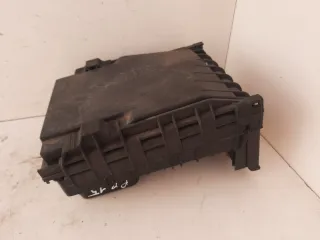 1K0937132F Блок предохранителей Volkswagen Golf 5 Арт 65010, вид 3