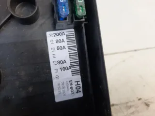 1K0937132F Блок предохранителей Volkswagen Golf 5 Арт 65464, вид 3