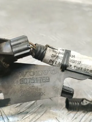 30751769 Кронштейн (крепление) Volvo V70 3 Арт 66513, вид 5