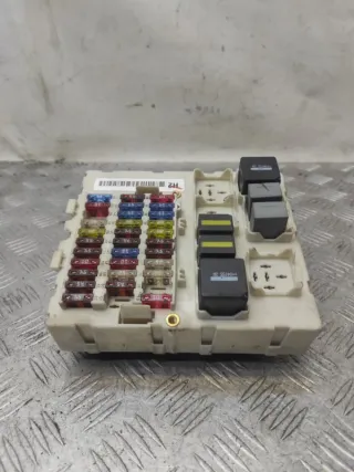  Блок предохранителей Ford Focus 1 Арт 68490, вид 3
