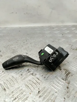AV6T13335AD Переключатель поворотов Ford Focus 3 Арт 68934, вид 1