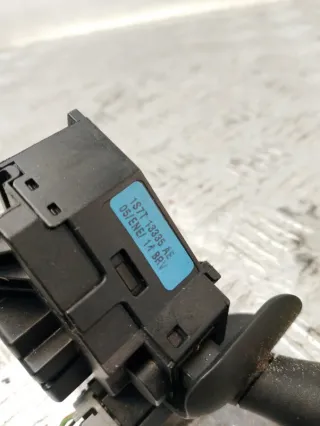 1S7T13335AE Переключатель поворотов Ford Fiesta 3 Арт 69076, вид 6